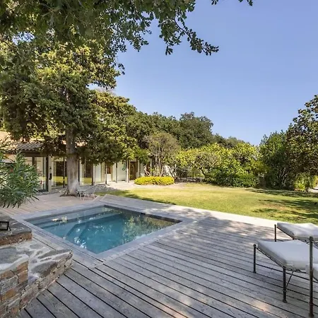 Saint-come, Du Grand Luxe A 1 Min De La Hyeres