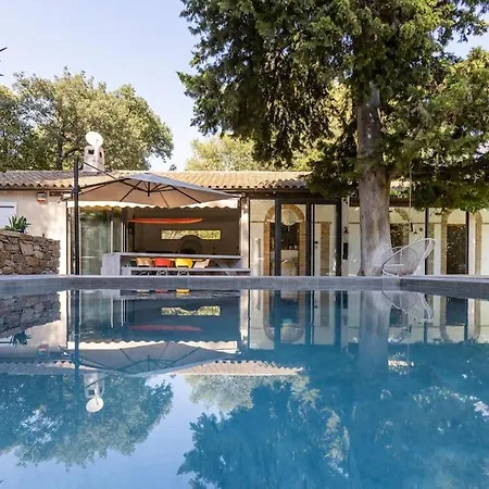 Saint-come, Du Grand Luxe A 1 Min De La Villa